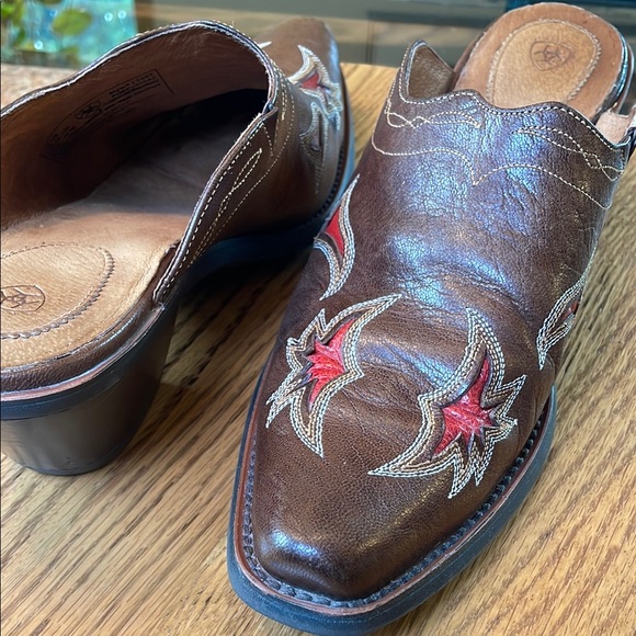 Ariat Brown Leather Mules with Red Embroidery - Picture 5 of 8